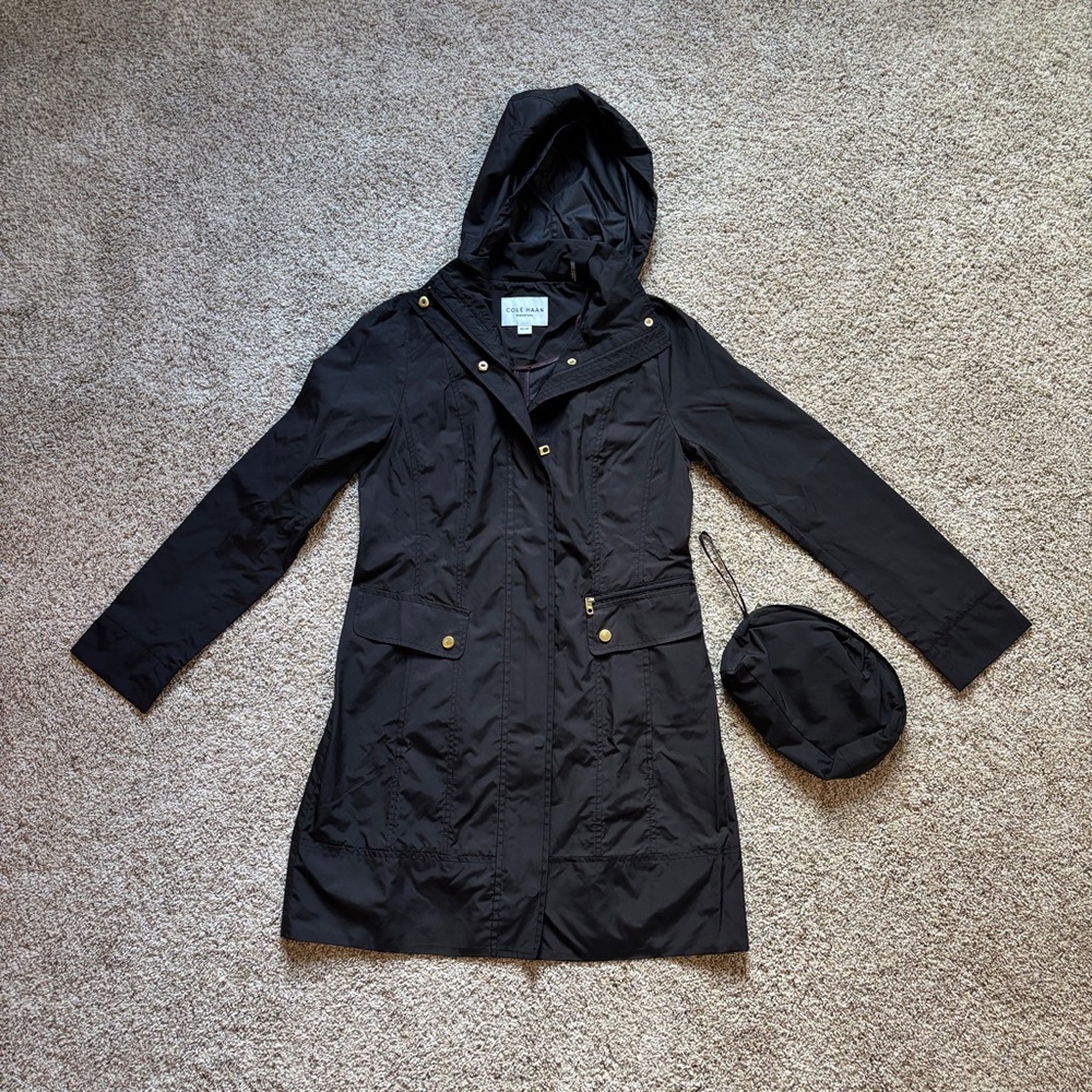 Cole Haan Women’s Packable Raincoat, Black, XS